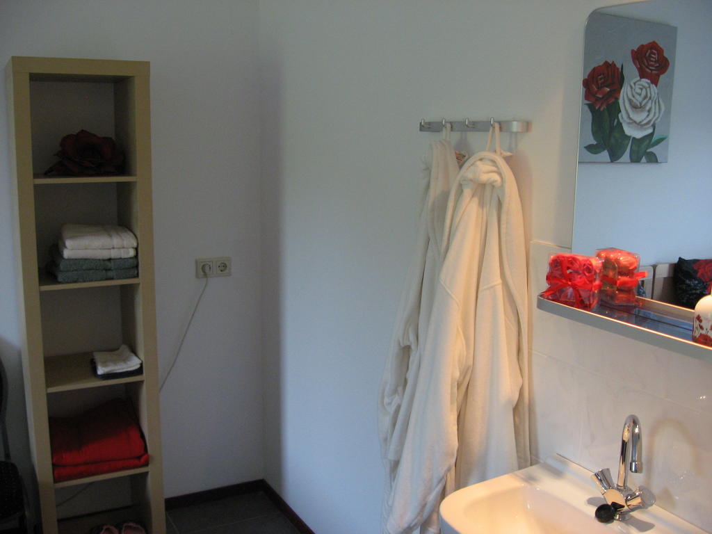 Rustpunt Groote Heide Bed & Breakfast Heeze Room photo